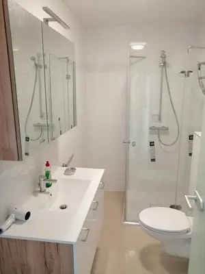 Ein Badezimmer in der Unterkunft Campingblick-Gästehaus-Ferienwohnungen