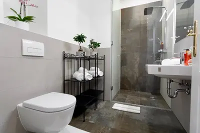 Ein Badezimmer in der Unterkunft BOUTIQUE RESIDENCES at GAUDENZDORFER