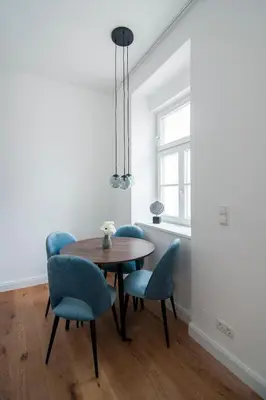 Ein Sitzbereich in der Unterkunft easy-flat Belvedere - Central Apartments with AC