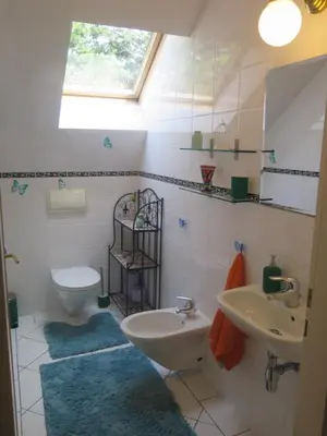 Ein Badezimmer in der Unterkunft Schoenbrunn Gardens Deluxe Apartment