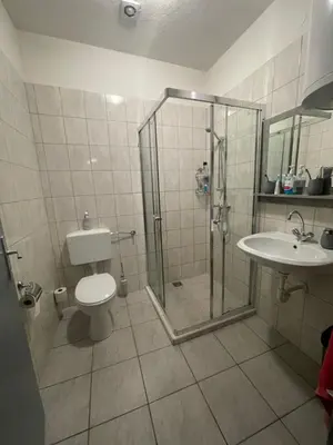 Ein Badezimmer in der Unterkunft Privatzimmer Hammrich