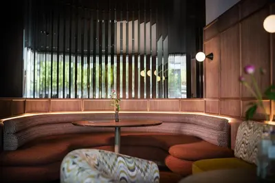 Ein Sitzbereich in der Unterkunft MOOONS Vienna