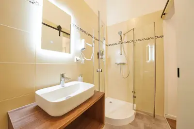 Ein Badezimmer in der Unterkunft Nove Boutique Apartments