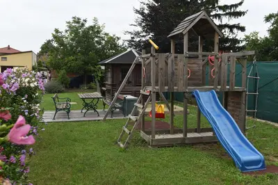 Ein Kinderspielbereich in der Unterkunft Haus Königshofer