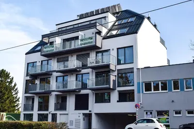 Das Gebäude in dem sich die Ferienwohnung befindet