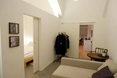 Ein Sitzbereich in der Unterkunft Apartments near Augarten