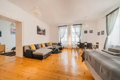Ein Sitzbereich in der Unterkunft 85m² Leitermayergasse