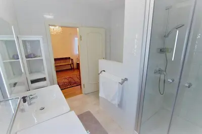 Ein Badezimmer in der Unterkunft Christl - Apartment mit Garten und Pool zur Mitbenutzung