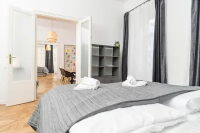 Ein Bett oder Betten in einem Zimmer der Unterkunft Luxury Suites Mariahilf