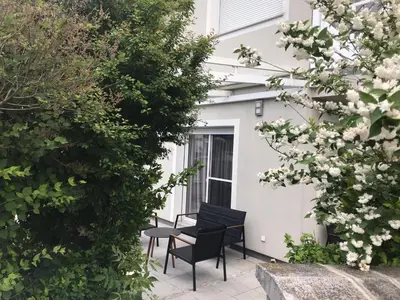 Ein Garten an der Unterkunft Relax - Ferienhaus in Wien