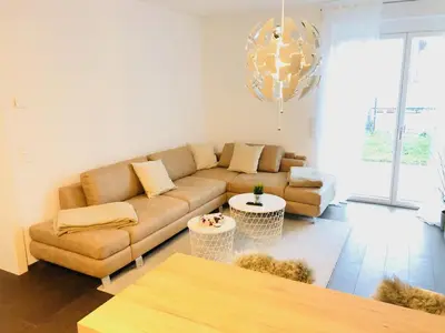 Ein Sitzbereich in der Unterkunft 25h SPA-Residenz POOLs IN & OUT, private Garden or Balcony