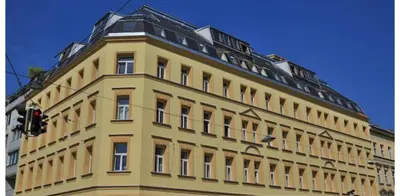 Das Gebäude in dem sich die Ferienwohnung befindet