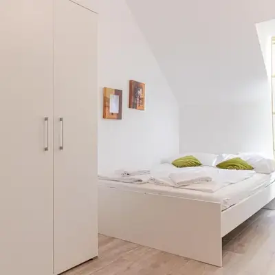 Cozy 2BR Apt