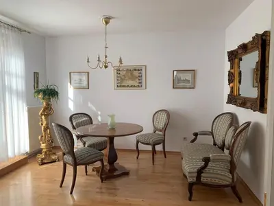 Ein Sitzbereich in der Unterkunft Amadeus Apartment