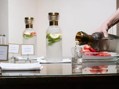 Getränke in der Unterkunft Hotel Kaiserhof Wien