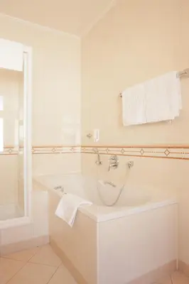 Ein Badezimmer in der Unterkunft Hotel Kaiserin Elisabeth