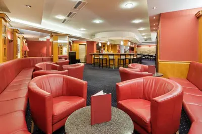 Ein Sitzbereich in der Unterkunft Austria Trend Hotel Ananas Wien
