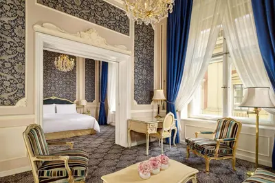 Ein Bett oder Betten in einem Zimmer der Unterkunft Hotel Imperial, a Luxury Collection Hotel, Vienna
