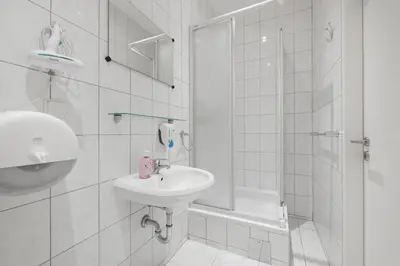 Ein Badezimmer in der Unterkunft Pension San Francisco