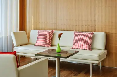 Ein Sitzbereich in der Unterkunft Austria Trend Hotel Europa Wien