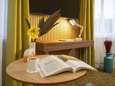 Die Bibliothek im Hotel