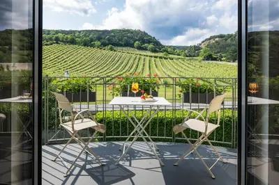 Ein allgemeiner Bergblick oder ein Berglick von des Hotels aus