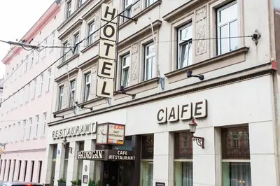 Das Gebäude in dem sich das Hotel befindet