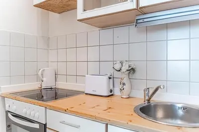 Küche/Küchenzeile in der Unterkunft Charming 2 Apartments Ideal for Extended Stays