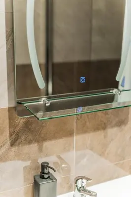 Ein Badezimmer in der Unterkunft ZEUS Design Mini Apartment Erlach #10