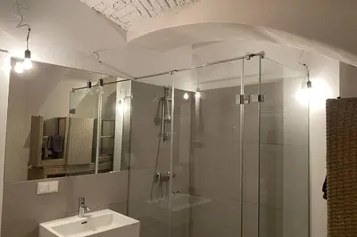 Ein Badezimmer in der Unterkunft Atelier - Apartment with Garden