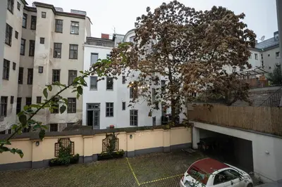 Das Gebäude in dem sich die Ferienwohnung befindet