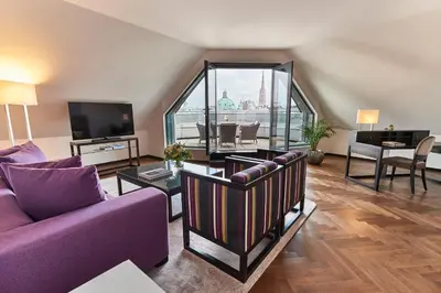 TV/Unterhaltungsangebot in der Unterkunft Steigenberger Hotel Herrenhof