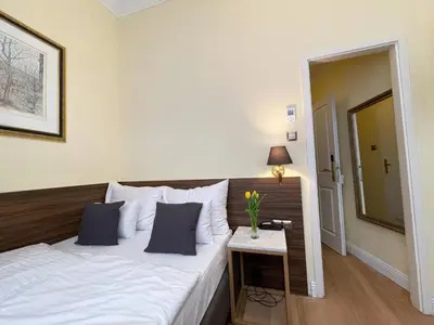 Ein Bett oder Betten in einem Zimmer der Unterkunft Private Comfort STEPHANSPLATZ - SELF CHECK IN