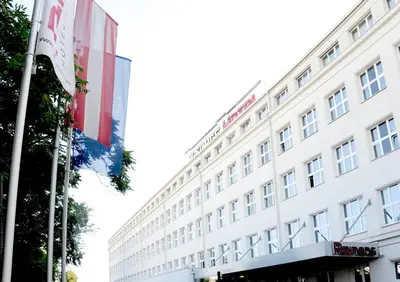Das Gebäude in dem sich das Hotel befindet