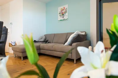 Ein Sitzbereich in der Unterkunft Seehaus SeeZeit - Am Hafen