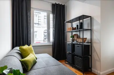 Ein Bett oder Betten in einem Zimmer der Unterkunft Authentic apartment next to Schwedenplatz