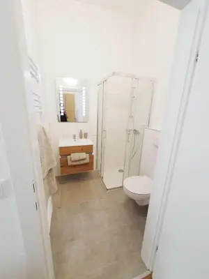 Ein Badezimmer in der Unterkunft Gästezimmer Ödenburgerstraße