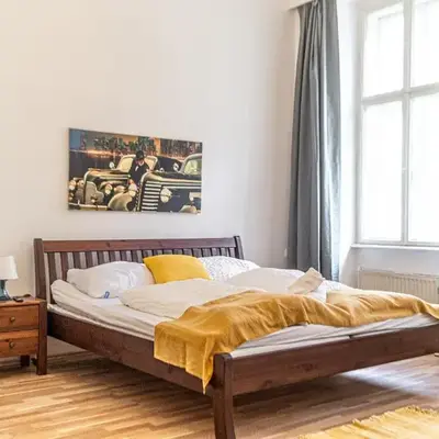 Pleasant 3 private rooms in shared Apartment- Ideal for short & Longstays