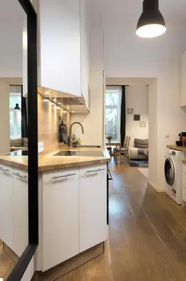 Küche/Küchenzeile in der Unterkunft Cozy Apartment, 2 Private terraces, 8 min to city center