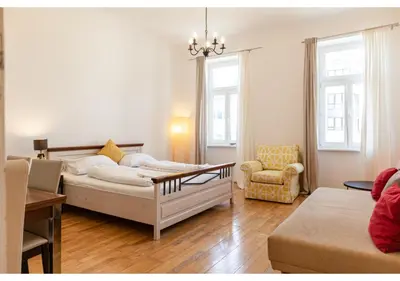 Grundriss der Unterkunft Spacious 2BR Apt, Ideal for short & Long Stays in Vienna