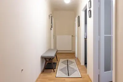 Grundriss der Unterkunft Chic 1-Bed Apt by Canal Walk to Historic Centre