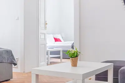 Ein Sitzbereich in der Unterkunft Classy 2BR Apt. w/ Exclusive Location near AKH