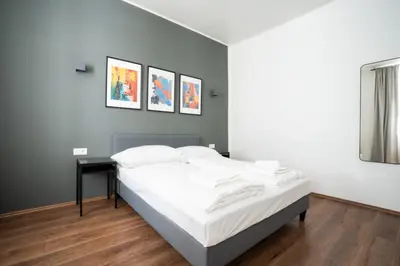 Ein Bett oder Betten in einem Zimmer der Unterkunft Lovely 2-bedroom apartment next to Praterstern