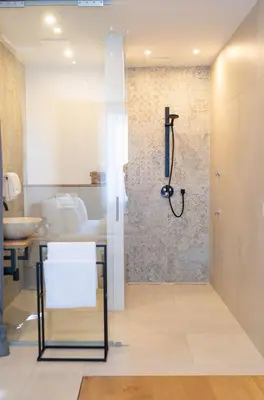 Ein Badezimmer in der Unterkunft geislerAPPARTMENTS