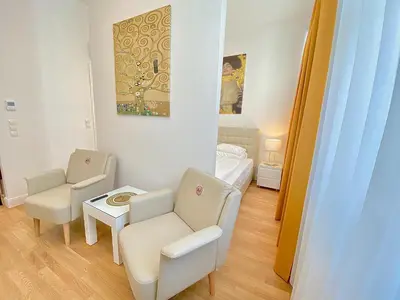 Ein Sitzbereich in der Unterkunft Steiner Residences Vienna Reumannplatz