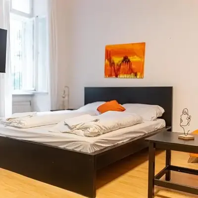 Chic Apartment - Very Central and Well Connected