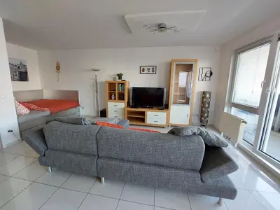 TV/Unterhaltungsangebot in der Unterkunft Tower Apartment with private terrace next to UNO