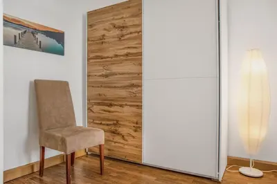 Grundriss der Unterkunft Beautiful 2BR Aptartment 12 minutes to Downtown