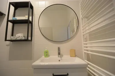 Ein Badezimmer in der Unterkunft 2-Rooms; Stay and relax! Near Vienna Main Station