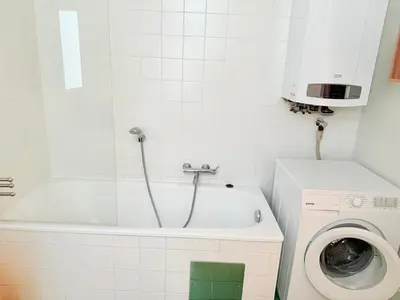 Ein Badezimmer in der Unterkunft Gesamte Unterkunft für 4 Personen Top 12